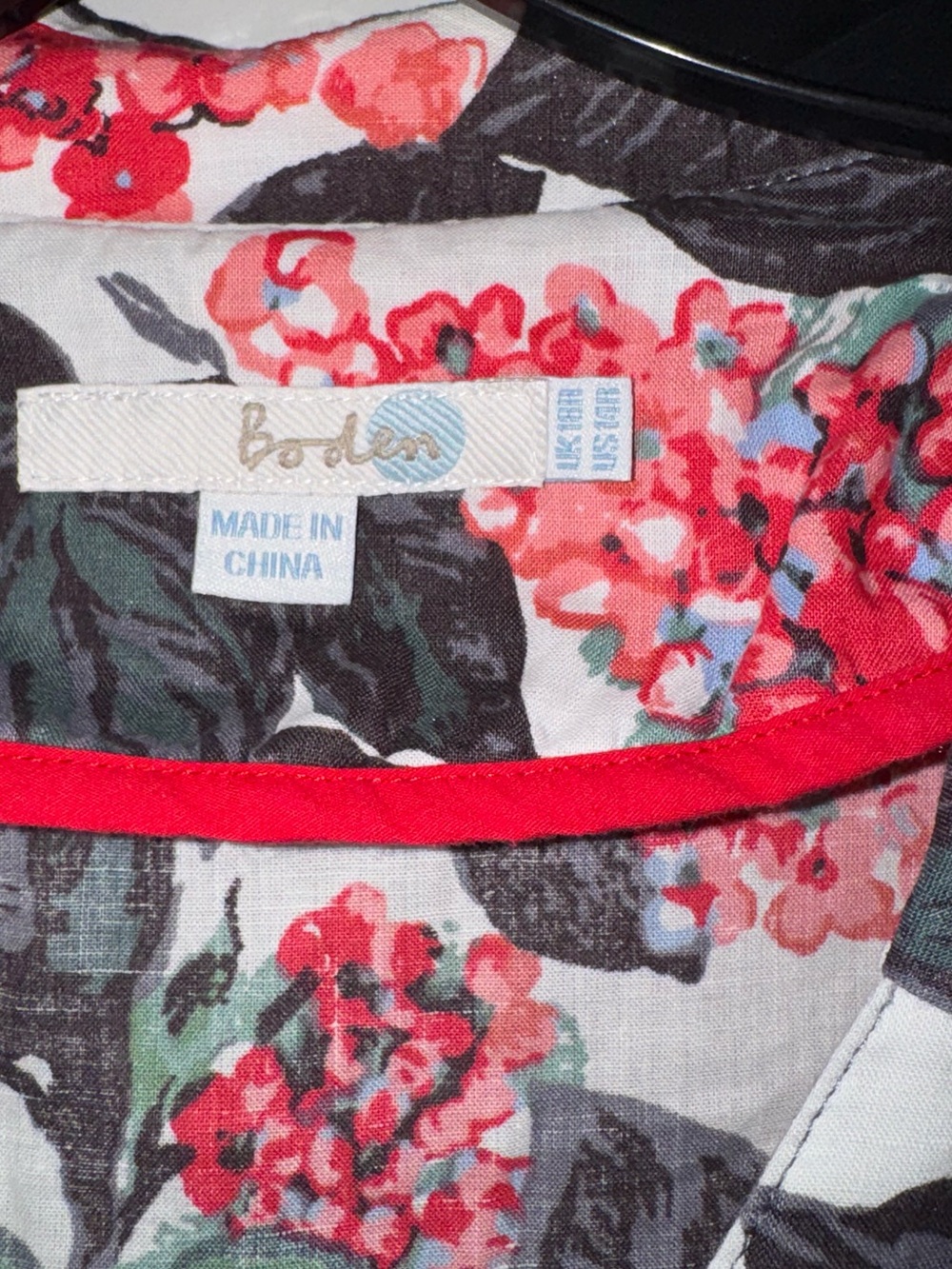 Boden Red & Green Floral Button-Front Midi Dress - Picture 3 of 13